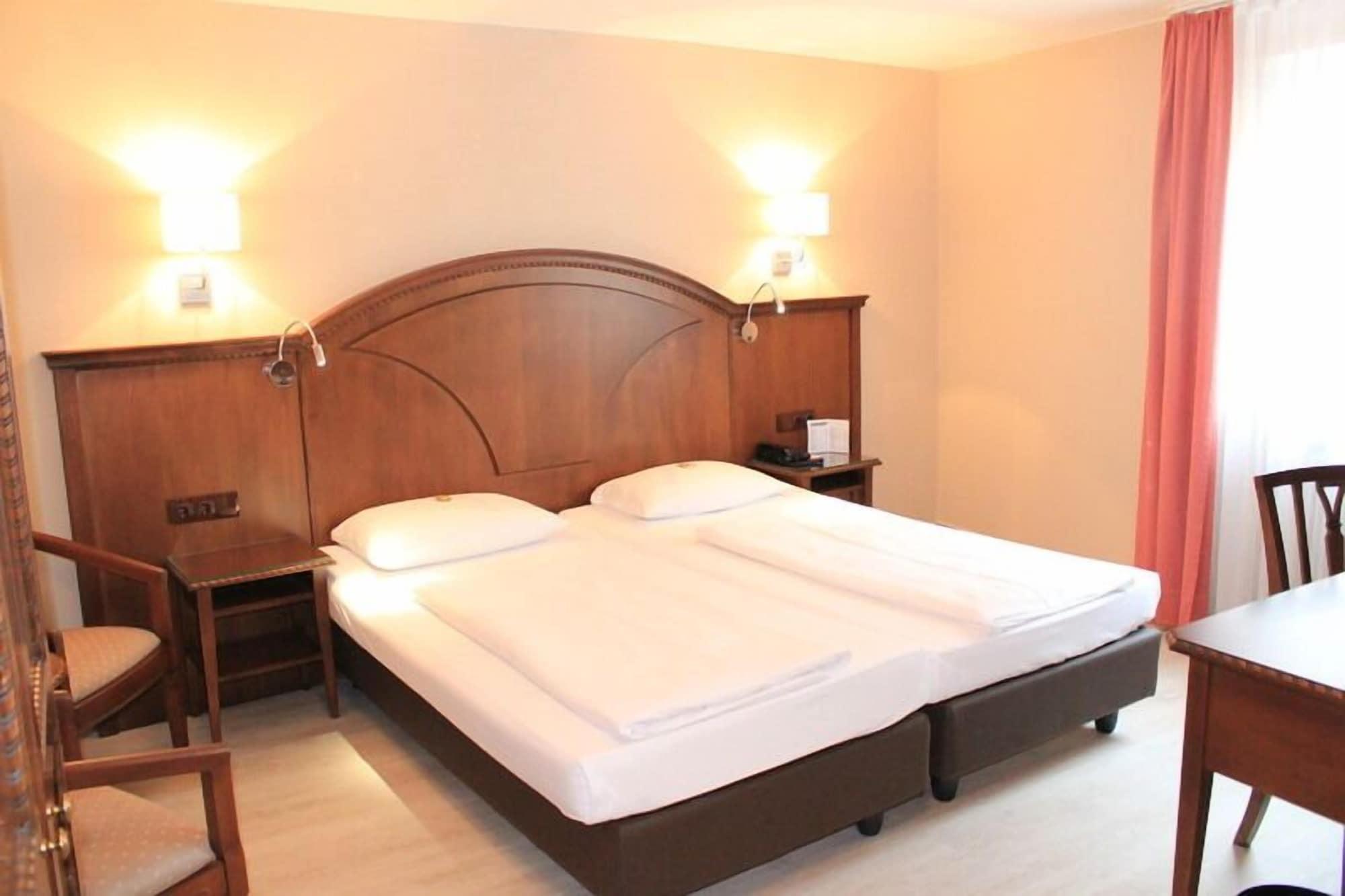 Burghotel Nuernberg Bagian luar foto