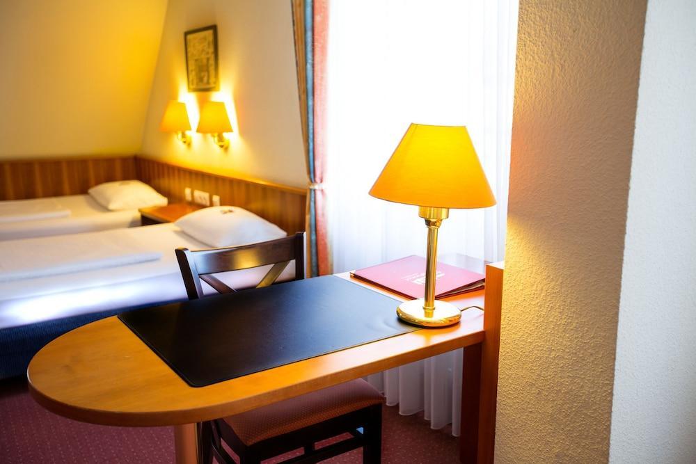 Burghotel Nuernberg Bagian luar foto